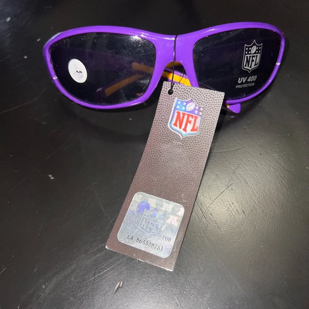 NFL Vikings Purple Sunglasses